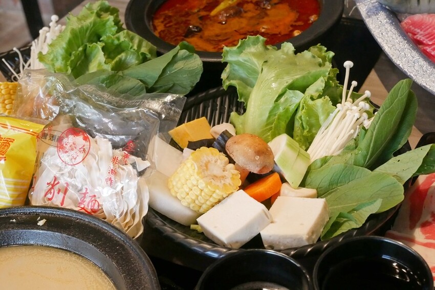 肉多多火鍋-林甜蜜