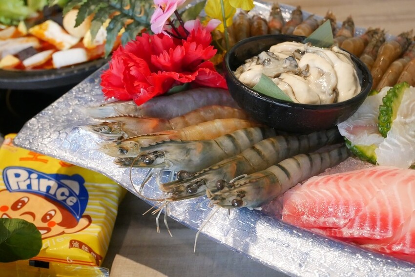 肉多多火鍋-林甜蜜