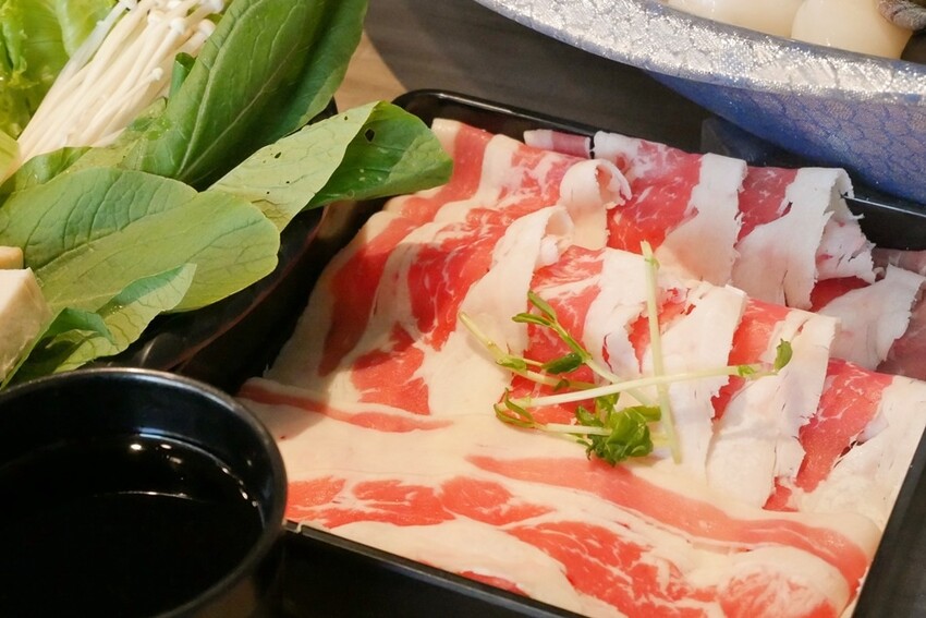 肉多多火鍋-林甜蜜