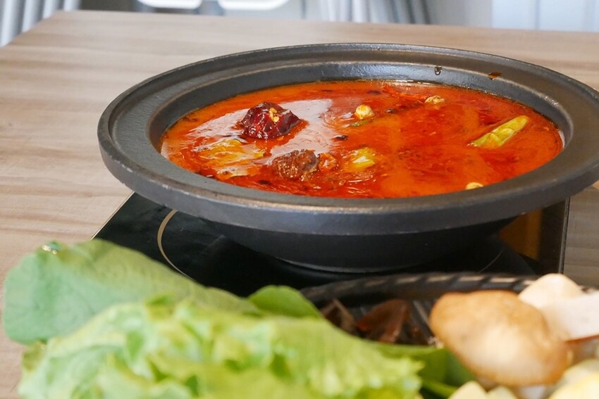 肉多多火鍋-林甜蜜