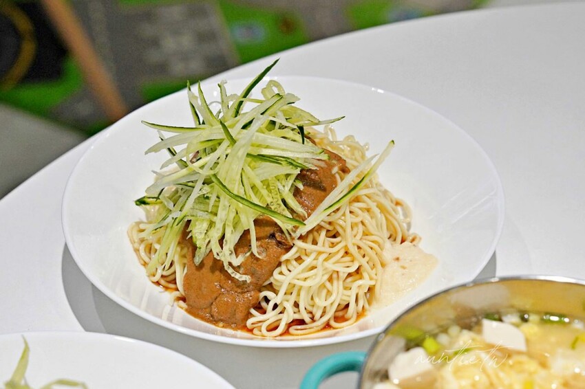 【台北】北投｜山林涼麵，巷弄中美式風格涼麵店，嘉義白醬、麻醬、多國口味涼麵通通有！