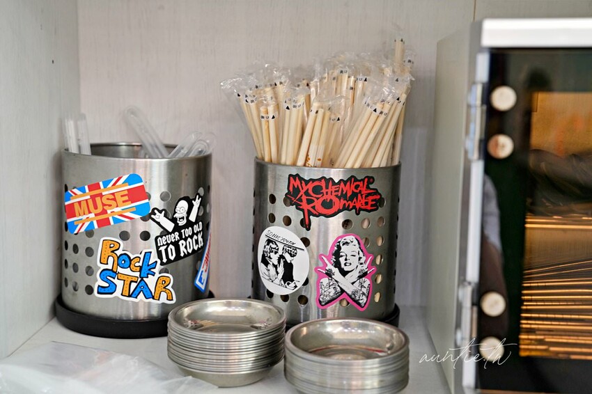 【台北】北投｜山林涼麵，巷弄中美式風格涼麵店，嘉義白醬、麻醬、多國口味涼麵通通有！