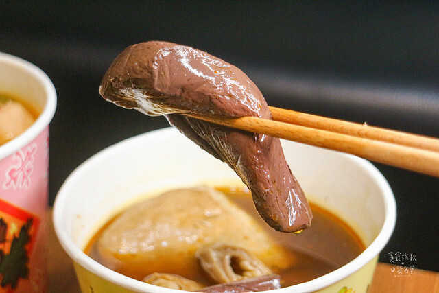 台中南屯｜蔬果熬煮湯頭清甜甘醇。平價美食不平凡｜鍋燒意麵、麻辣鴨血、炒泡麵｜川爺鍋燒