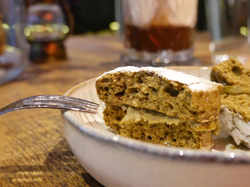 台北松山—HALF CUP 半杯｜你半杯咖啡我半杯酒 分享了生活完整了故事｜南京三民站