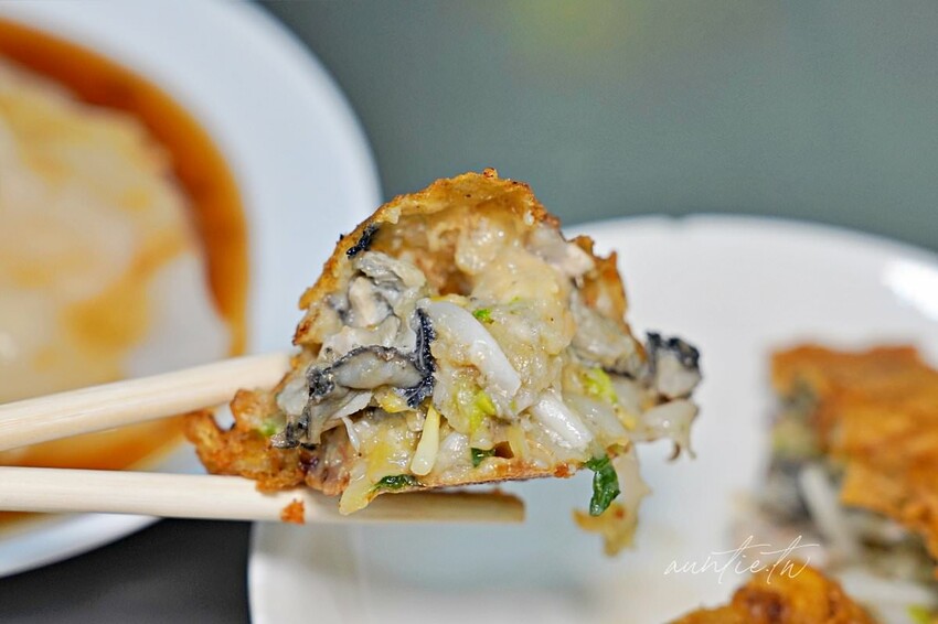 【台南】中西區｜春蚵嗲，現炸超酥脆爽口蚵嗲，永樂蝦仁肉圓，國華街小吃推薦