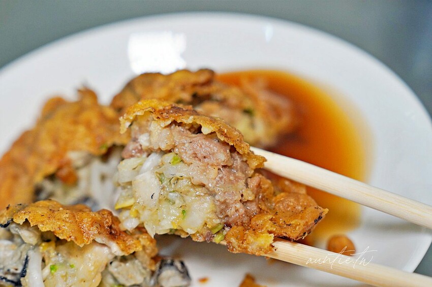 【台南】中西區｜春蚵嗲，現炸超酥脆爽口蚵嗲，永樂蝦仁肉圓，國華街小吃推薦