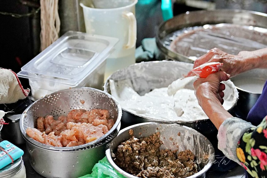 【台南】中西區｜春蚵嗲，現炸超酥脆爽口蚵嗲，永樂蝦仁肉圓，國華街小吃推薦