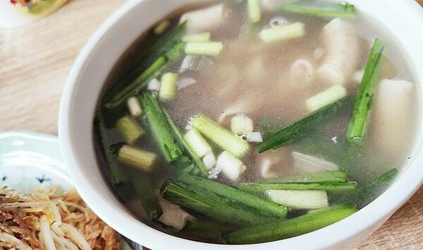 【板橋美食】正宗麵線|隱身在狹小巷弄裡的爆大量無招牌美食