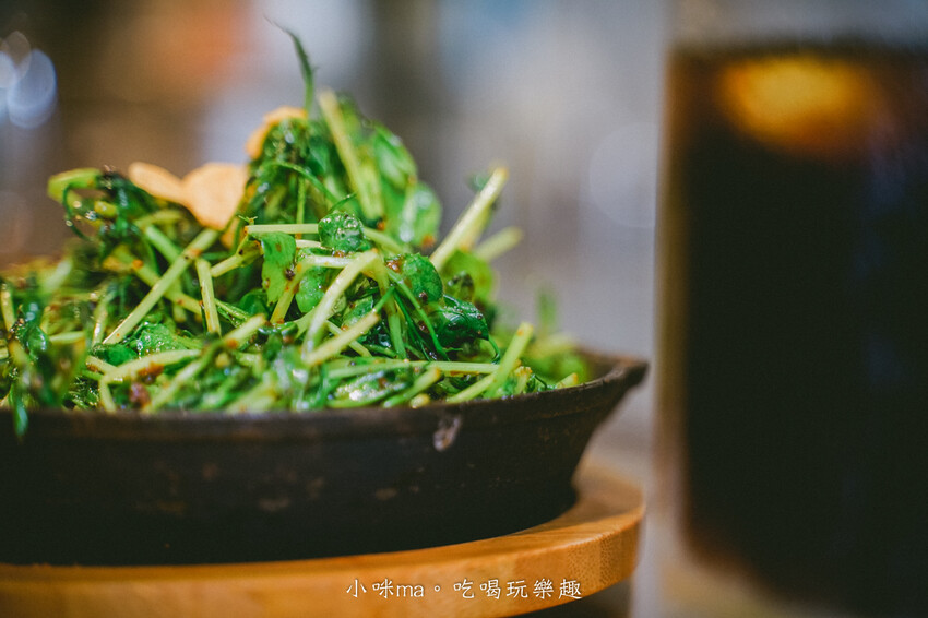 赤鐵廣島燒專賣店-民權店｜台北也吃得到正宗日本廣島燒，日本人開的，餡料堆疊11層有夠浮誇！捷運民權西路站