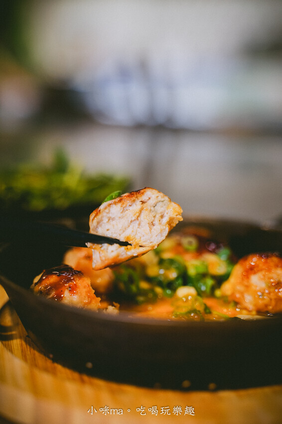 赤鐵廣島燒專賣店-民權店｜台北也吃得到正宗日本廣島燒，日本人開的，餡料堆疊11層有夠浮誇！捷運民權西路站