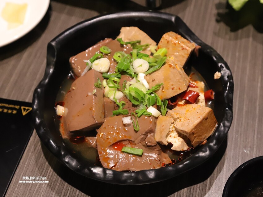 台灣火鍋第一品牌-肉多多大變身 蔬食者天堂35種蔬菜無限吃