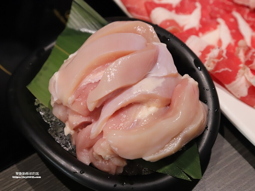 台灣火鍋第一品牌-肉多多大變身 蔬食者天堂35種蔬菜無限吃