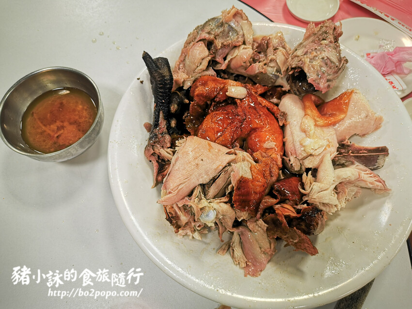 屏東。三地門》瞭望台土雞城。菜色多樣化的土雞料理