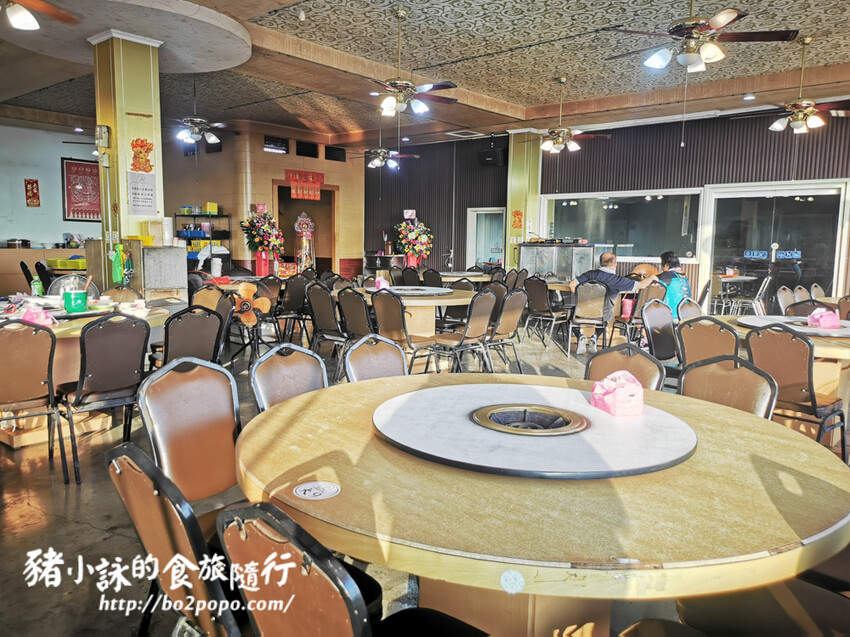 屏東。三地門》瞭望台土雞城。菜色多樣化的土雞料理