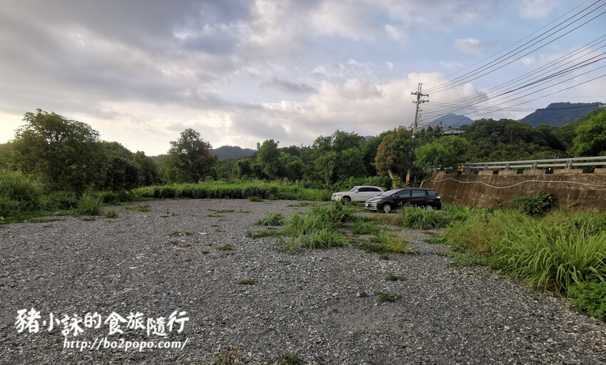 屏東。三地門》瞭望台土雞城。菜色多樣化的土雞料理