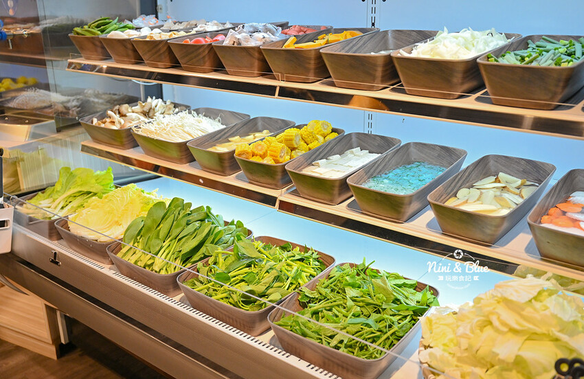 森釧鍋物 | 台中火鍋吃到飽，野菜放題自助吧，居然有中華豆花還免服務費