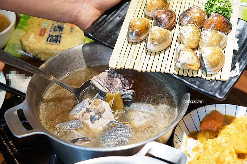 台中霧峰野菜放題鍋物專門店，超過40種以上食材讓你無限吃！限時優惠活動肉品買一送一，還免服務費！！