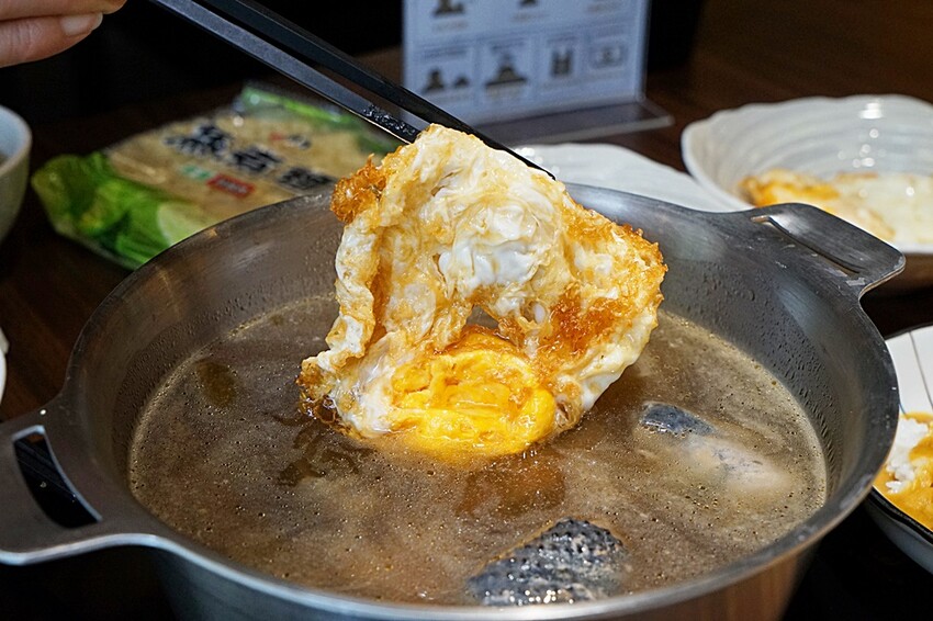 台中霧峰野菜放題鍋物專門店，超過40種以上食材讓你無限吃！限時優惠活動肉品買一送一，還免服務費！！