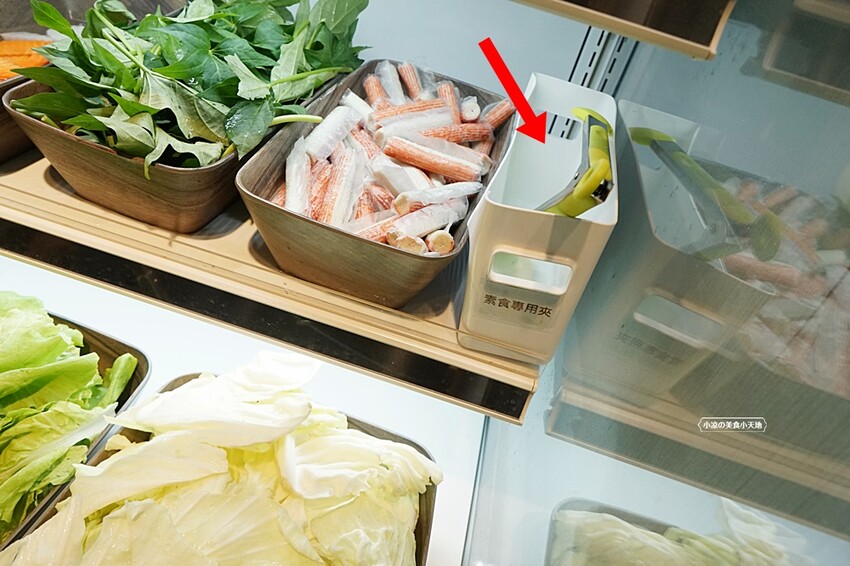 台中霧峰野菜放題鍋物專門店，超過40種以上食材讓你無限吃！限時優惠活動肉品買一送一，還免服務費！！