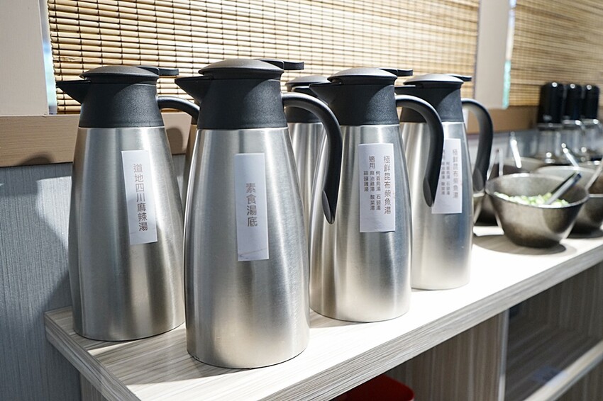 台中霧峰野菜放題鍋物專門店，超過40種以上食材讓你無限吃！限時優惠活動肉品買一送一，還免服務費！！