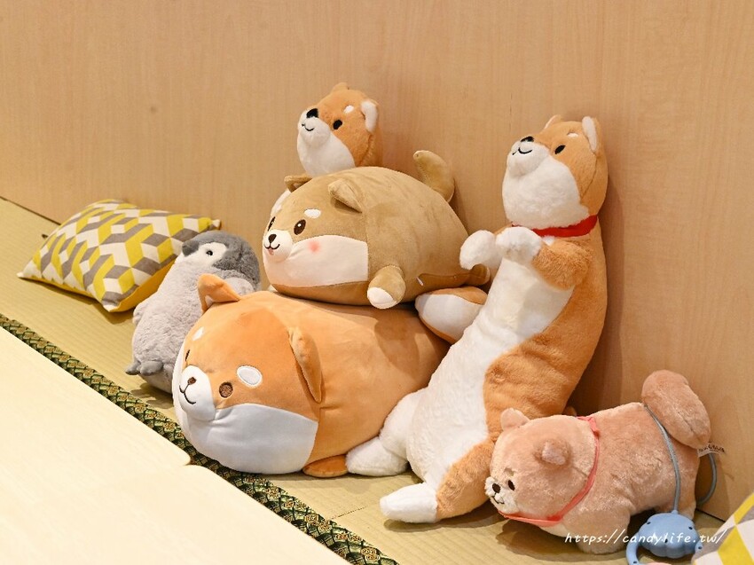 台中超萌柴犬雞蛋糕在這裡，現點現烤，咬下去會大爆餡！