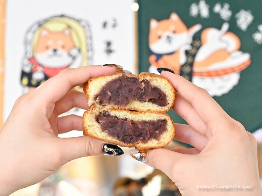 台中超萌柴犬雞蛋糕在這裡，現點現烤，咬下去會大爆餡！