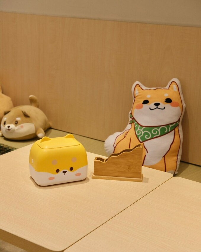 【台中美食】豆燒本舖|勤美・萌度爆表的柴犬雞蛋糕,現點現烤大口咬下會爆漿 ! - 肉依小姐吃什麼