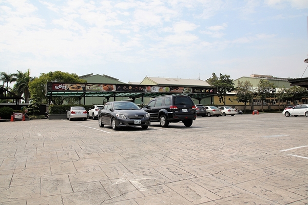 台灣麻糬主題館：【南投市景點】台灣麻糬主題館~ 免費參觀又可試吃好吃麻糬 喜愛甜點的人千萬別錯過這裡