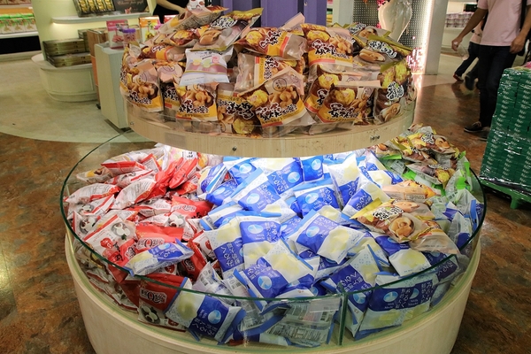 台灣麻糬主題館：【南投市景點】台灣麻糬主題館~ 免費參觀又可試吃好吃麻糬 喜愛甜點的人千萬別錯過這裡