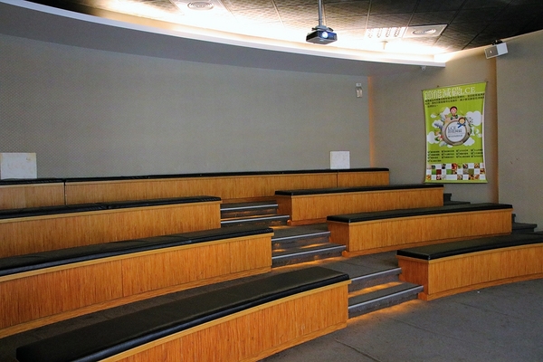 台灣麻糬主題館：【南投市景點】台灣麻糬主題館~ 免費參觀又可試吃好吃麻糬 喜愛甜點的人千萬別錯過這裡