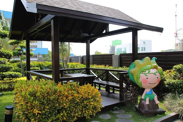 台灣麻糬主題館：【南投市景點】台灣麻糬主題館~ 免費參觀又可試吃好吃麻糬 喜愛甜點的人千萬別錯過這裡