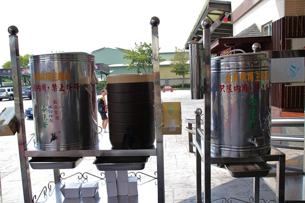 台灣麻糬主題館：【南投市景點】台灣麻糬主題館~ 免費參觀又可試吃好吃麻糬 喜愛甜點的人千萬別錯過這裡