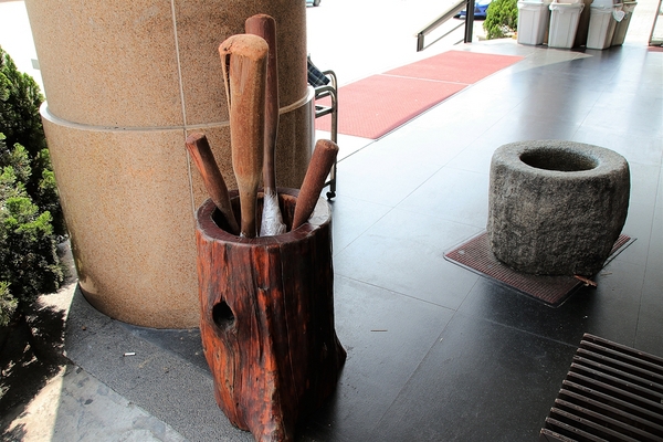 台灣麻糬主題館：【南投市景點】台灣麻糬主題館~ 免費參觀又可試吃好吃麻糬 喜愛甜點的人千萬別錯過這裡