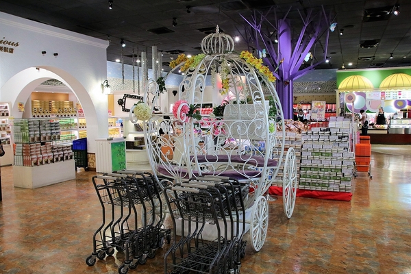 台灣麻糬主題館：【南投市景點】台灣麻糬主題館~ 免費參觀又可試吃好吃麻糬 喜愛甜點的人千萬別錯過這裡