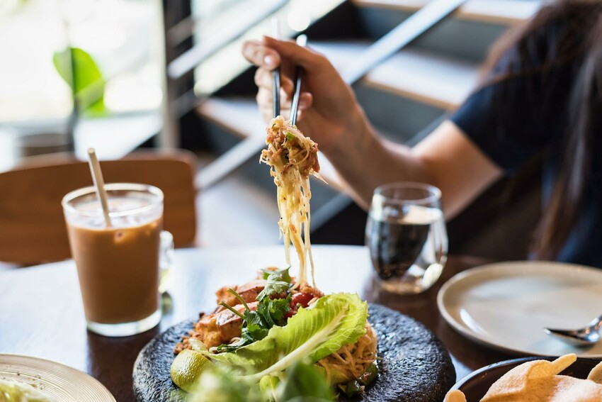 心泰Pro 原創泰國料理 彷彿秒飛泰國 品嚐道地泰式料理 - 小博數位生活