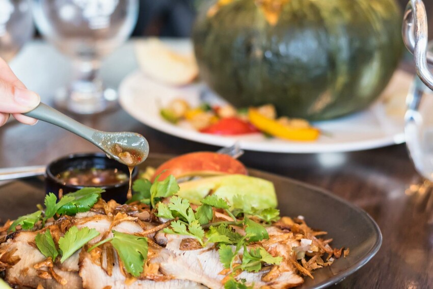 心泰Pro 原創泰國料理 彷彿秒飛泰國 品嚐道地泰式料理 - 小博數位生活