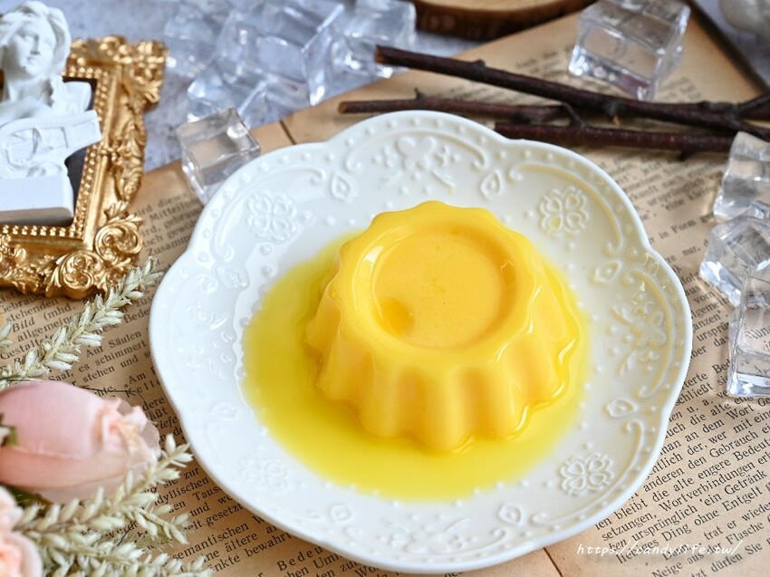 霸王仙草凍｜隱身在水湳市場裡的人氣手工仙草凍，大盒45元，小盒只要5元～老闆說不純不用錢！