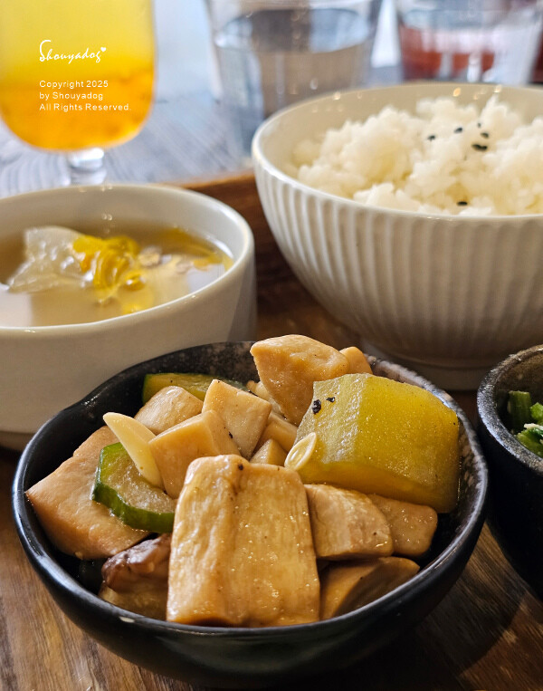 Utroo café 寓所咖啡 坐落於信義區的美食藝術 日式