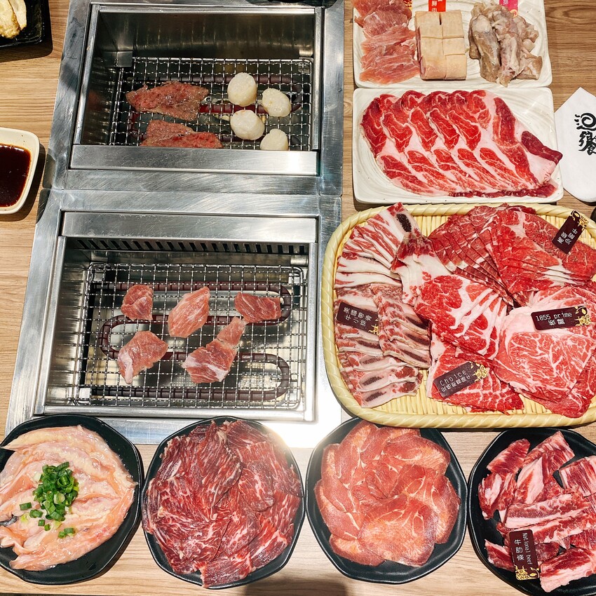 桃園市桃園區桃園藝文特區手沖咖啡廳推薦｜ML coffee 慕光咖啡工作室，一進門就聞到的咖啡香，而且價格不貴根本就是咖啡