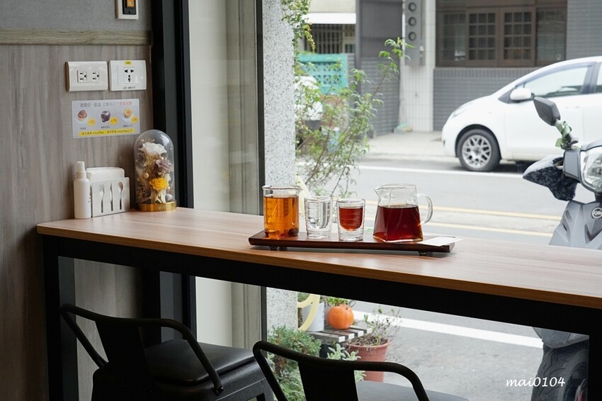 桃園咖啡廳推薦|慕光咖啡工作室~職人手沖咖啡專門店、限量冰滴咖啡、週三輕拿鐵特價中