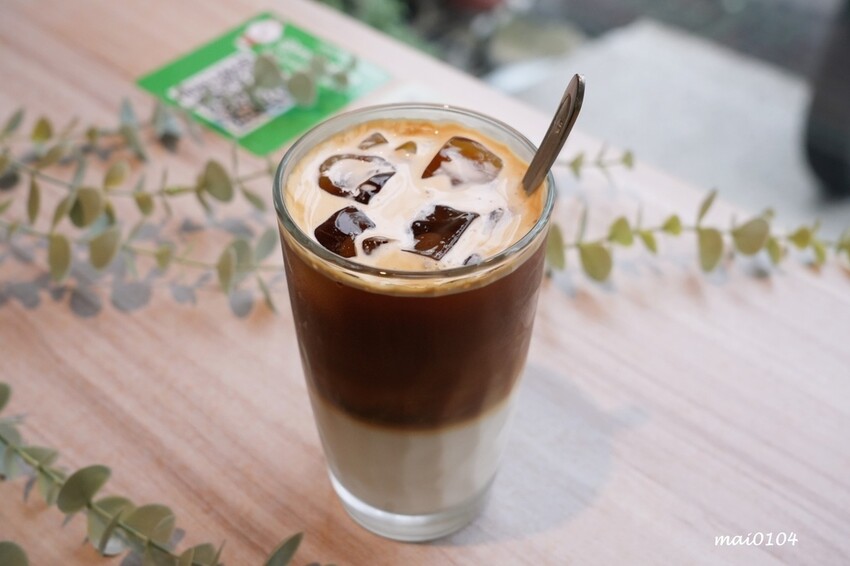 桃園咖啡廳推薦|慕光咖啡工作室~職人手沖咖啡專門店、限量冰滴咖啡、週三輕拿鐵特價中