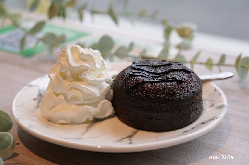 桃園咖啡廳推薦|慕光咖啡工作室~職人手沖咖啡專門店、限量冰滴咖啡、週三輕拿鐵特價中