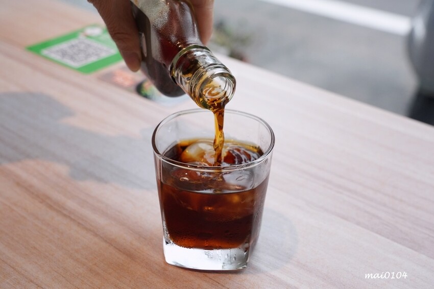 桃園咖啡廳推薦|慕光咖啡工作室~職人手沖咖啡專門店、限量冰滴咖啡、週三輕拿鐵特價中