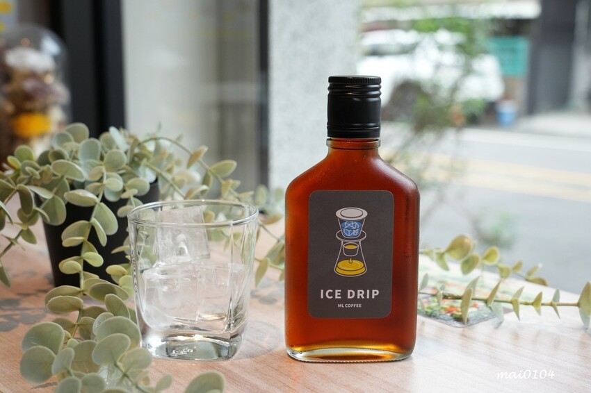 桃園咖啡廳推薦|慕光咖啡工作室~職人手沖咖啡專門店、限量冰滴咖啡、週三輕拿鐵特價中