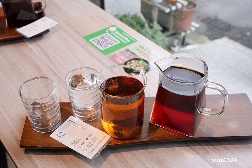 桃園咖啡廳推薦|慕光咖啡工作室~職人手沖咖啡專門店、限量冰滴咖啡、週三輕拿鐵特價中