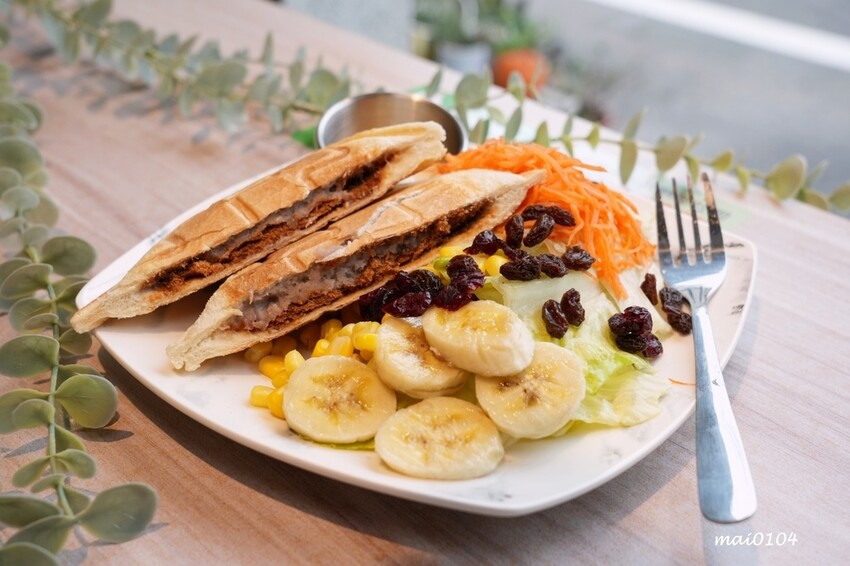 桃園咖啡廳推薦|慕光咖啡工作室~職人手沖咖啡專門店、限量冰滴咖啡、週三輕拿鐵特價中