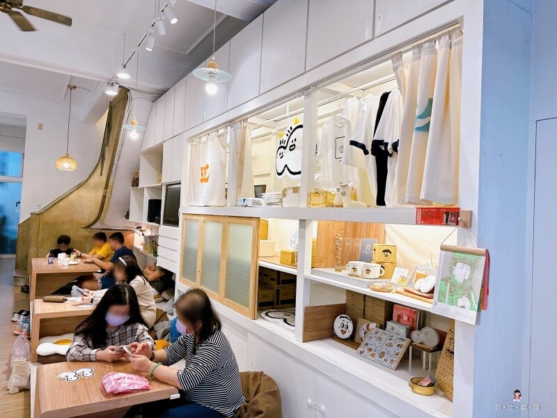 BOPOMOO 波波畝 全台唯一會說話的「注音符號鬆餅雞蛋糕」愛要怎麼說出口？想表白來這裡就對啦！