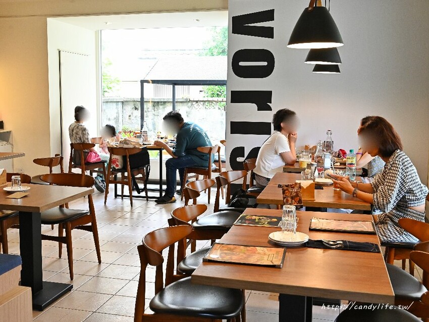 Ivorish東京超人氣法式吐司台中精誠店｜隱身在巷弄中的老宅人氣早午餐店，十週年聯名七三茶堂法式吐司，限量販售～