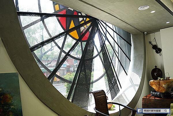 南投景點【中興新村散策】第一次來就愛慘的中興新村-漫遊文創眷村園區/每個角落都好好拍-還有吃不完的美食