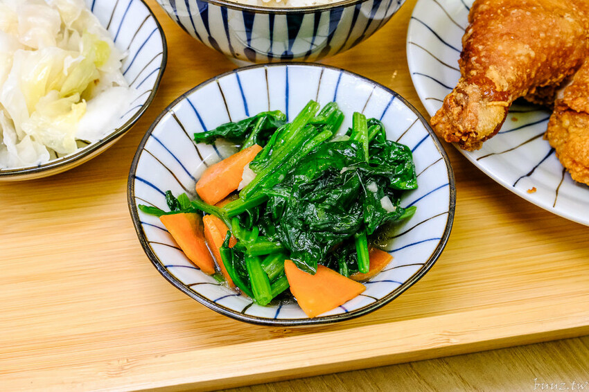 麻油雞腿麵線溫潤不燥,吉日起總鋪師傳傳承手路菜、香Q油飯,澎湃佛跳牆年菜限量推出!